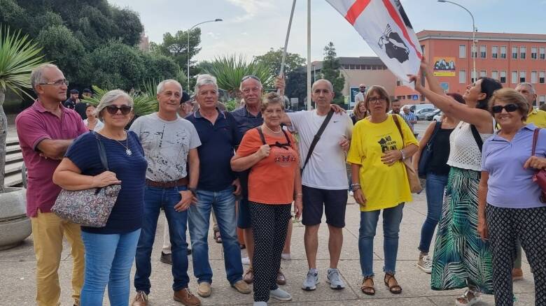 Manifestazione a Cagliari contro le speculazioni energetiche