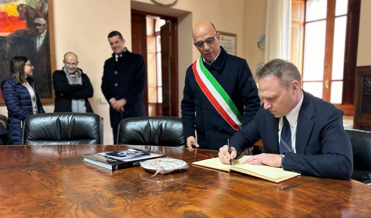 Ministro francesco Lollobrigida Comune di oristano 