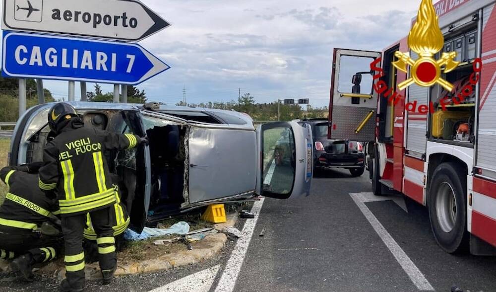 elmas incidente stradale statale 130 vigili del fuoco