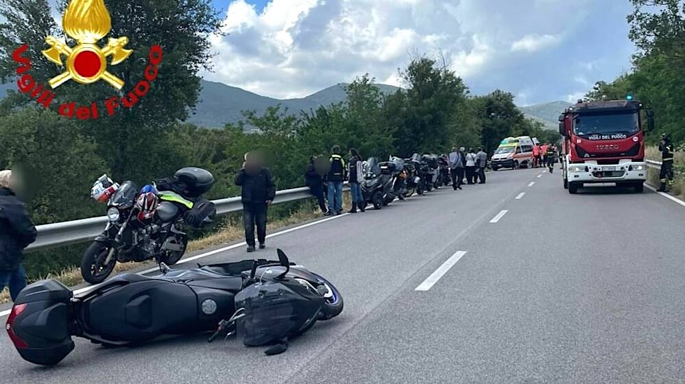 Bottida muore motociclista incidente stradale vigili del fuoco