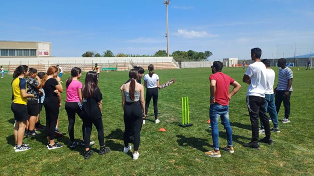 L'open day di cricket al campo di via Tharros - Foto Ufficio Stampa Comune di Cabras