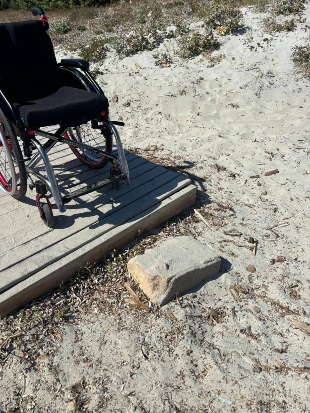 Sa Rocca - Passerella inaccessibile ai disabili