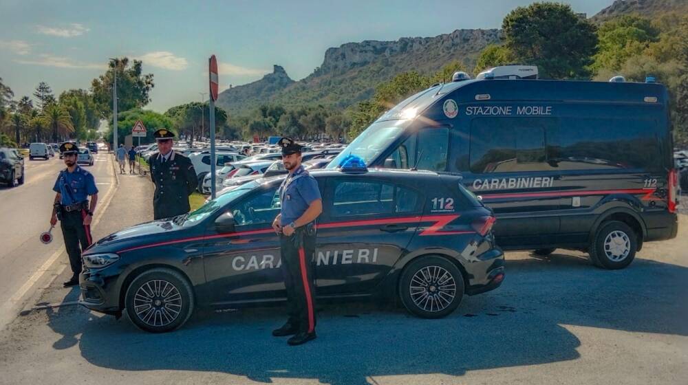 Carabinieri - posto di blocco