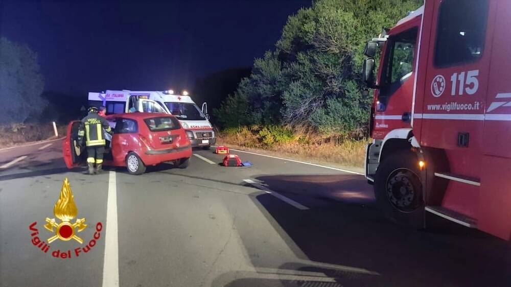 Riola Sardo Narbolia incidente stradale spo 10 sp11 incrocio vigili del fuoco