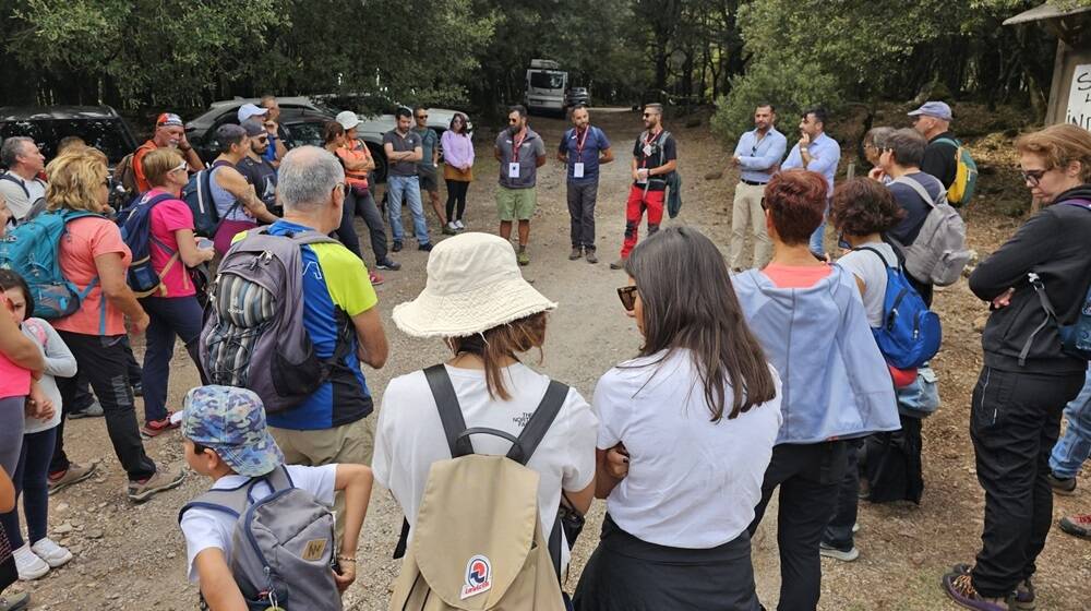 Visitatori alla scoperta del Monte Arci