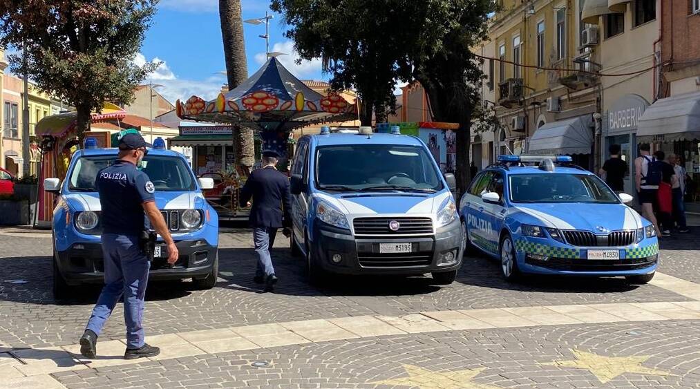 Polizia - Tappa a Oristano dell'iniziativa "Una vita da social"